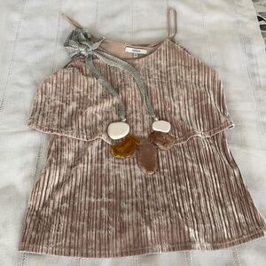 RO & DE Crushed Velvet soft pink tank top with statement necklace.